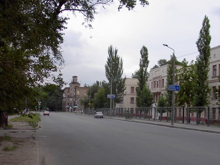 Прогулки по Запорожью с Романом Акбашем: гуляем возле пере..., фото-6 Прогулки по Запорожью с Романом Акбашем: гуляем возле перекрестка Металлургов-Хмельницкого, фото-6