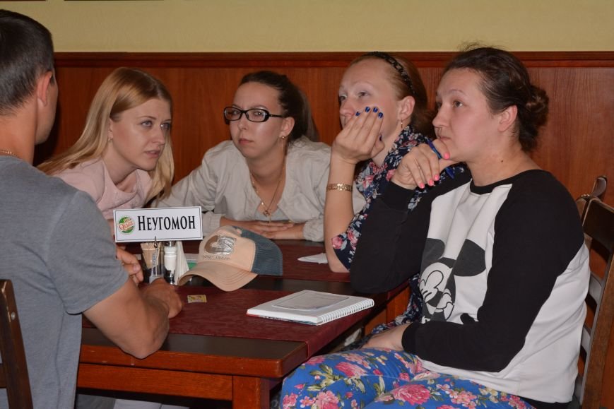 «Ох, и жарко сегодня было в PLAZA Вернисаж!» В Новополоцке сыграли в 20-ю игру Pub Quiz (+ фото), фото-9