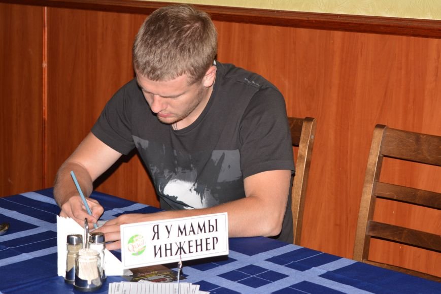 «Ох, и жарко сегодня было в PLAZA Вернисаж!» В Новополоцке сыграли в 20-ю игру Pub Quiz (+ фото), фото-12