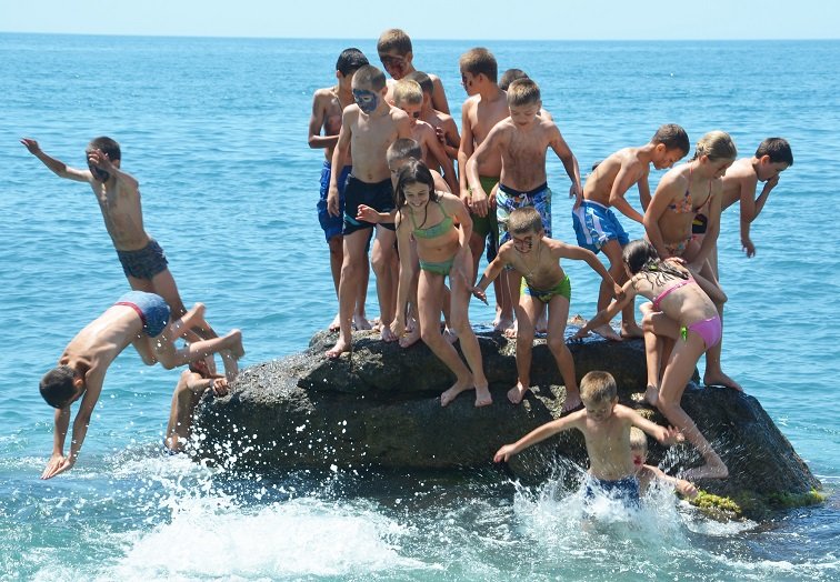 Море Море