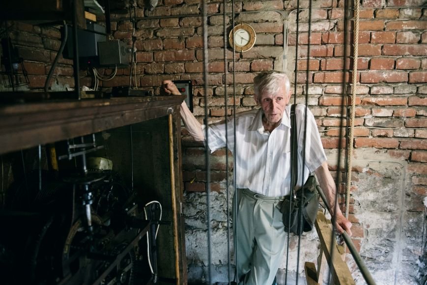 «Коли виникає несправність, відповідь приходить уві сні», -..., фото-3 «Коли виникає несправність, відповідь приходить уві сні», - каже 77-річний годинникар ужгородського Кафедрального собору, фото-3