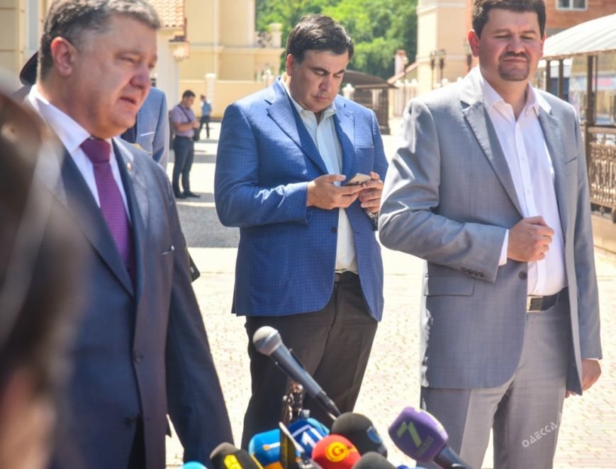 Визит Порошенко в Одессу: что осталось за кадром (фото), фото-4 Визит Порошенко в Одессу: что осталось за кадром (фото), фото-4