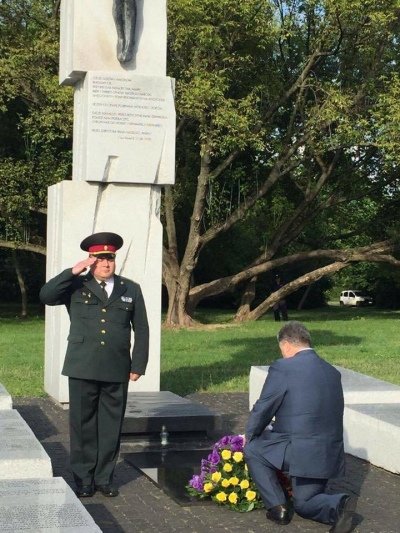 Итоги недели: Разборки в Раде, польская победа Порошенко и..., фото-1 Итоги недели: Разборки в Раде, польская победа Порошенко и НАТО готовится к блицкригу, фото-1