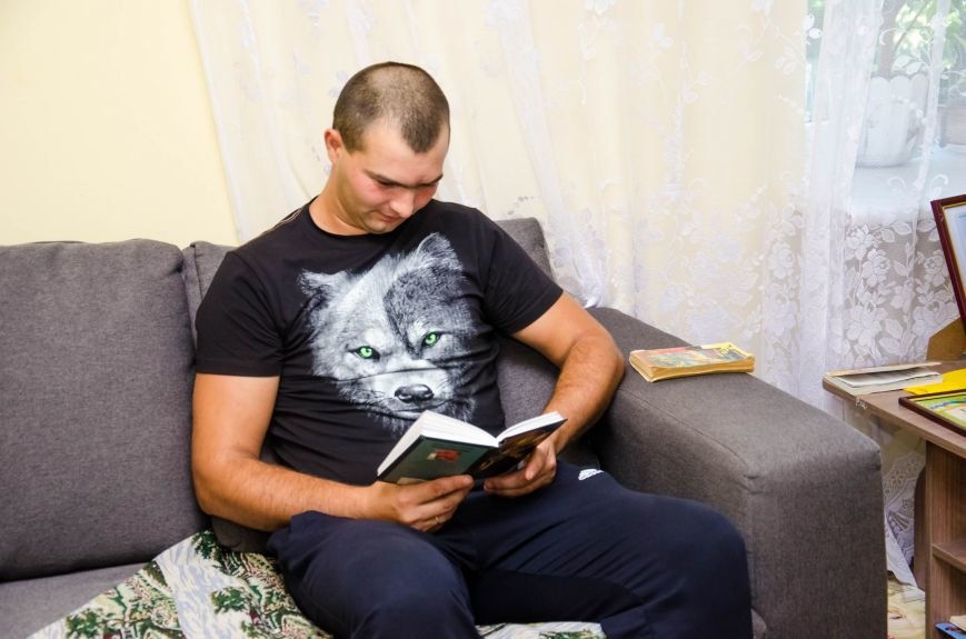 7 ... читають книжки, 7 ... читають книжки,