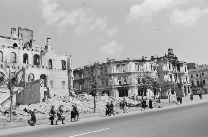 Ратуша_Майдан_1942 Ратуша_Майдан_1942