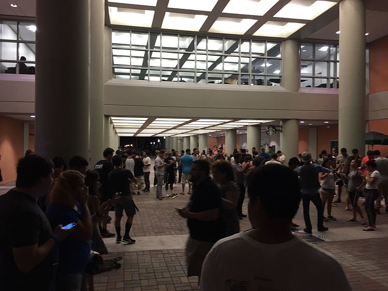 Pokémon_GO_gathering Pokémon_GO_gathering