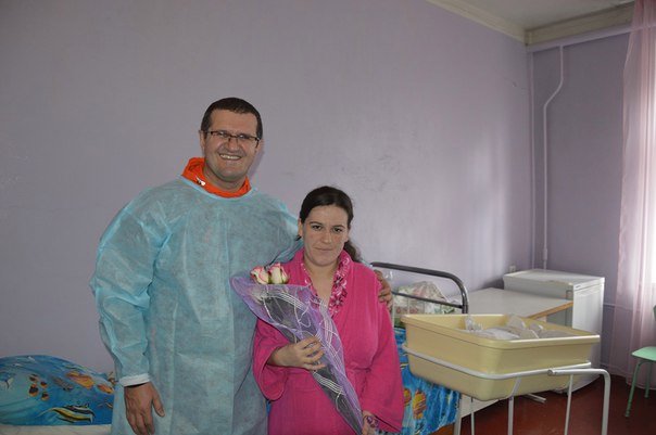 Семья Салимовых с новорожденным Амирагой Семья Салимовых с новорожденным Амирагой