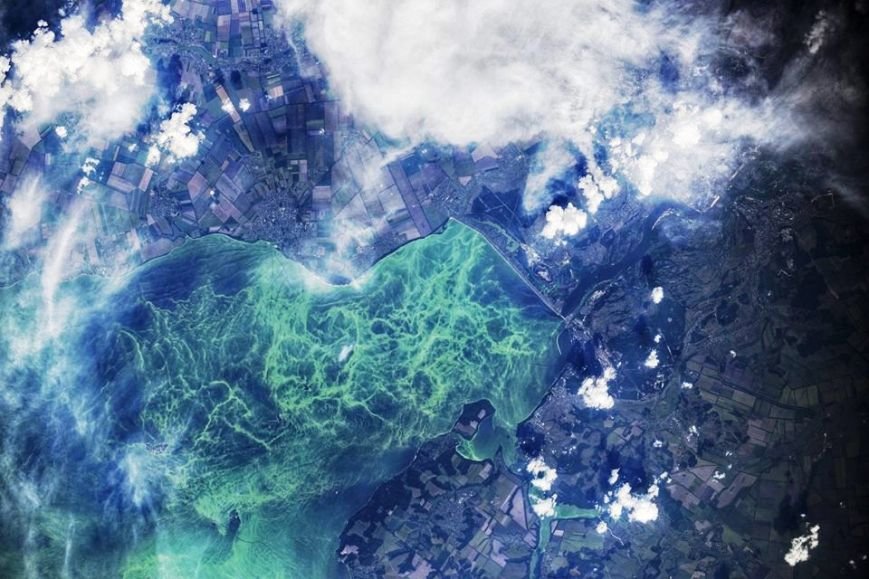 Море Море