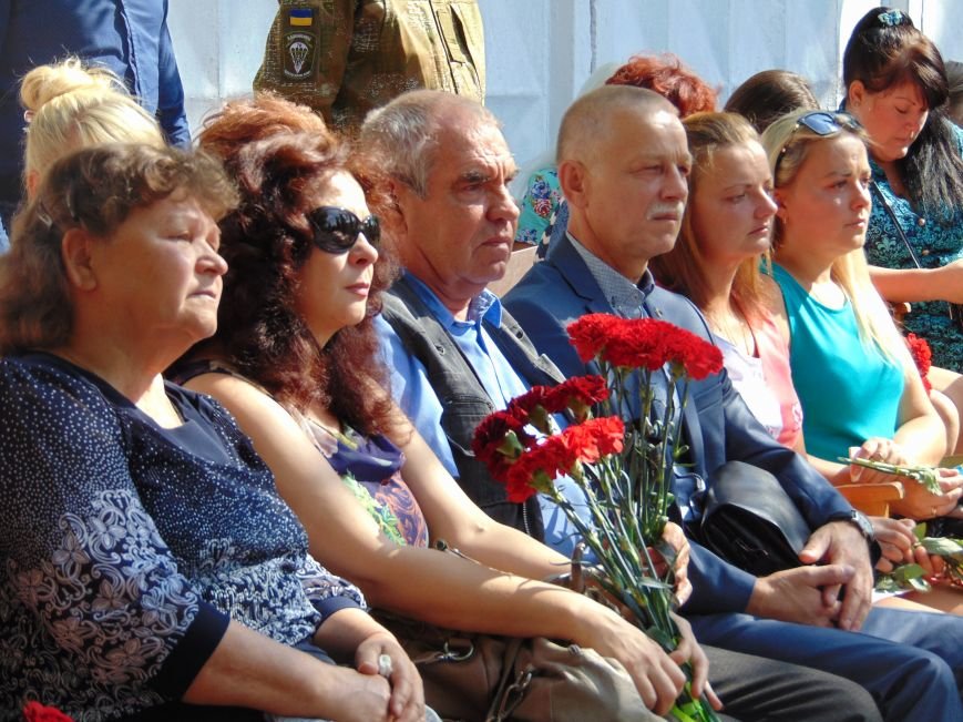 Тем, кто стоял насмерть: в Николаеве открыли памятник геро..., фото-14 Тем, кто стоял насмерть: в Николаеве открыли памятник героям-десантникам (ФОТОРЕПОРТАЖ), фото-14