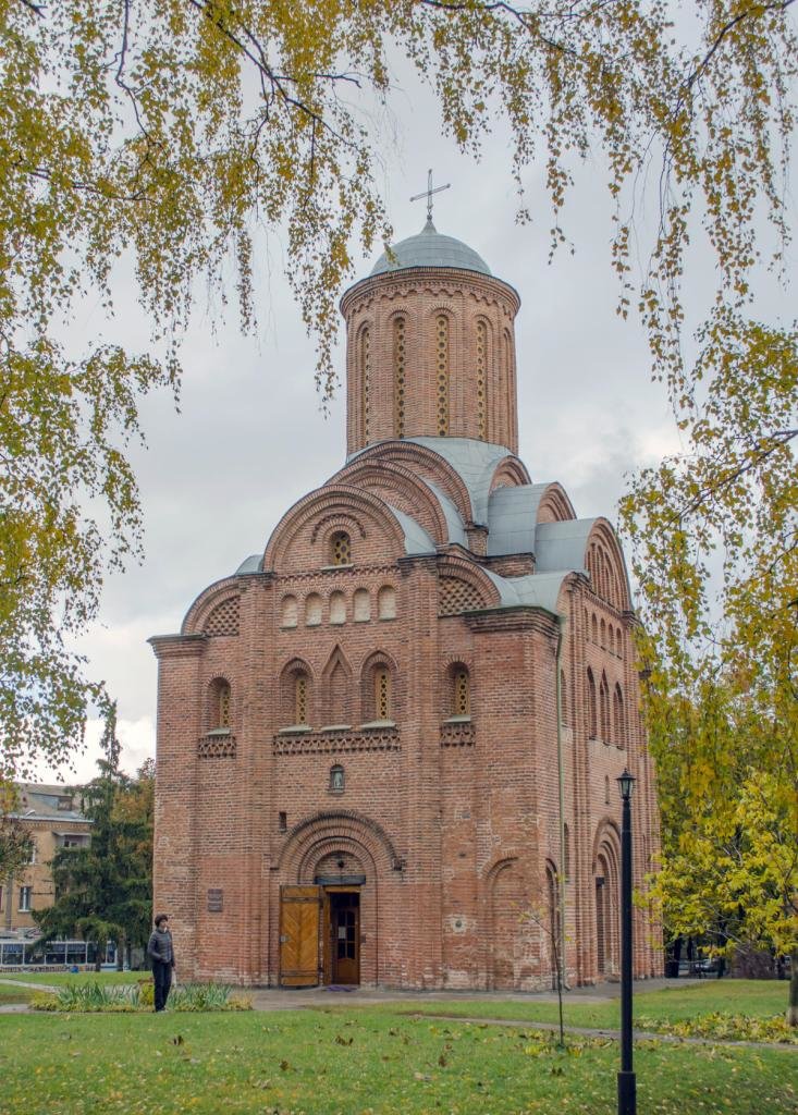 Pyatnytska_Church_(Chernihiv) Pyatnytska_Church_(Chernihiv)