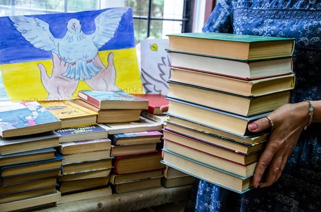 2 ... нові книжки у бібліотеці для учасників АТО, 2 ... нові книжки у бібліотеці для учасників АТО,