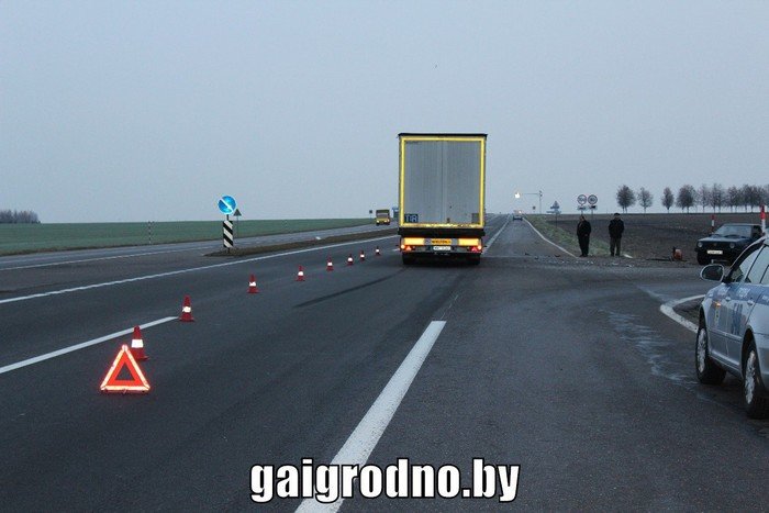 qwrzx9MuFBw (1) qwrzx9MuFBw (1)