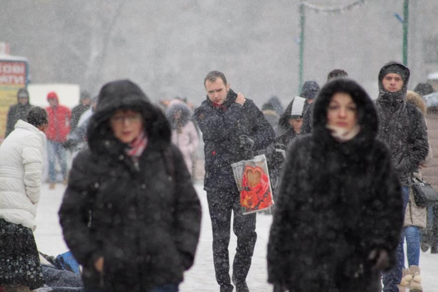В Ужгород йде сильний сніг, фото-13 В Ужгород йде сильний сніг, фото-13