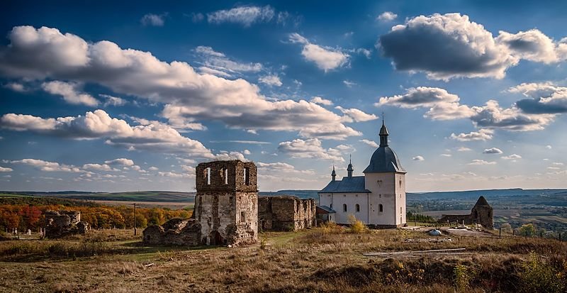 Підгорянський василіанський монастир, Теребовля (Тернопільська область). Авторка фото — Катерина Байдужа, вільна ліцензія CC BY-SA 4.0 Підгорянський василіанський монастир, Теребовля (Тернопільська область). Авторка фото — Катерина Байдужа, вільна ліцензія CC BY-SA 4.0