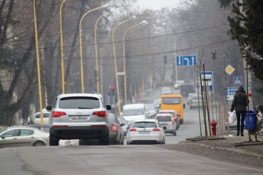 Ужгородські дороги після снігу: ямковий «облом», недобросов..., фото-8 Ужгородські дороги після снігу: ямковий «облом», недобросовісні підрядники та плани міськради (ФОТОРЕПОРТАЖ), фото-8