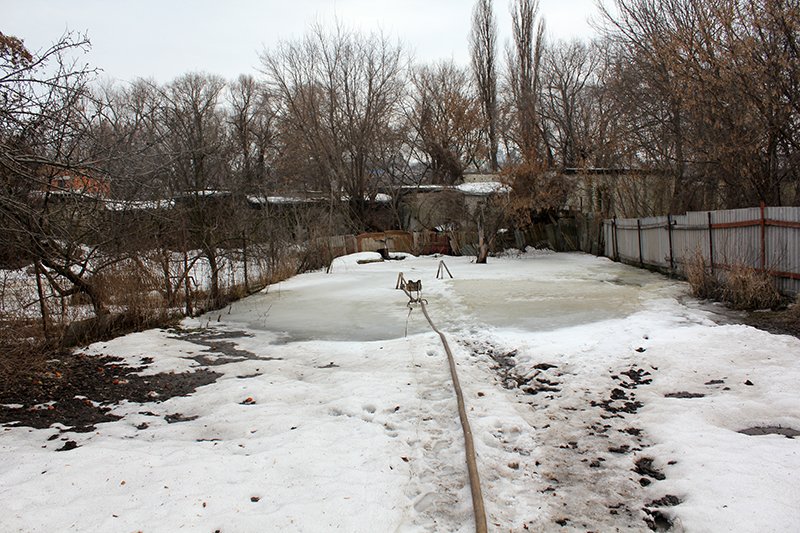 Вода под «Парижем». Жители улицы Пугачёва в Белгороде второ..., фото-1 Вода под «Парижем». Жители улицы Пугачёва в Белгороде второй год воюют с грунтовыми водами, фото-1
