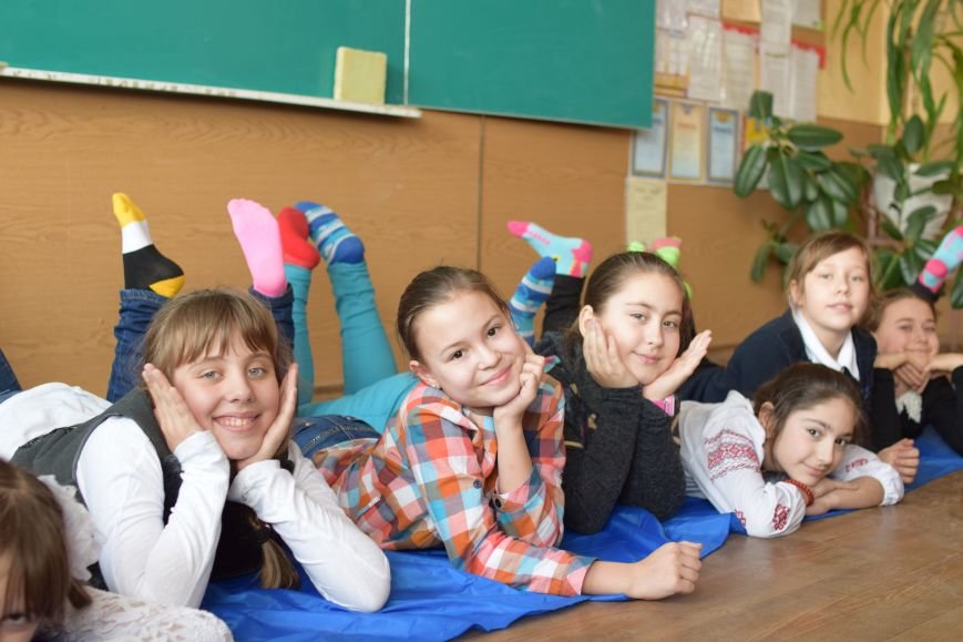 Виховна година У світі сонячних дітей 2 Виховна година У світі сонячних дітей 2