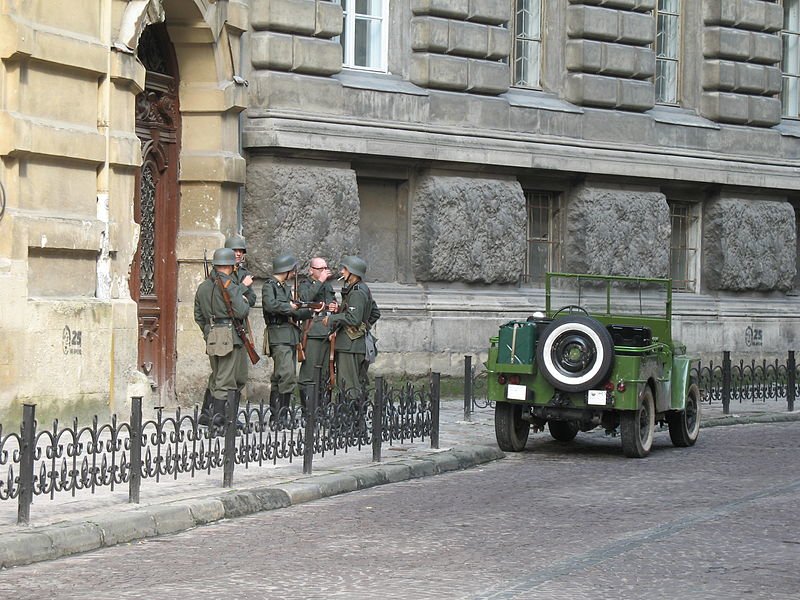 Film_set_of_-Hitler_Kaput!-_movie Film_set_of_-Hitler_Kaput!-_movie