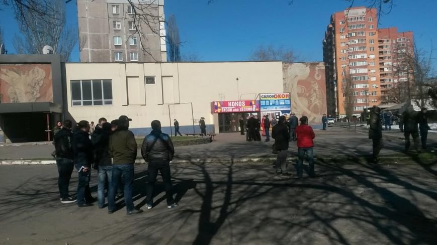 В Мариуполе взорвался джип, погиб сотрудник СБУ (ФОТО+ВИДЕО), фото-8