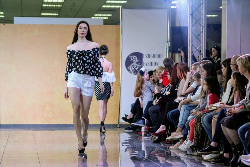 В Ужгороді пройшов «Uzghorod Fashion Day»: фоторепортаж, фото-21 В Ужгороді пройшов «Uzghorod Fashion Day»: фоторепортаж, фото-21