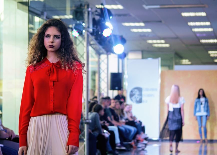 В Ужгороді пройшов «Uzghorod Fashion Day»: фоторепортаж, фото-17 В Ужгороді пройшов «Uzghorod Fashion Day»: фоторепортаж, фото-17