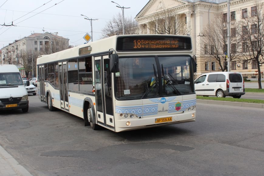 одна на всех в автобусе секс одна на всех в автобусе секс