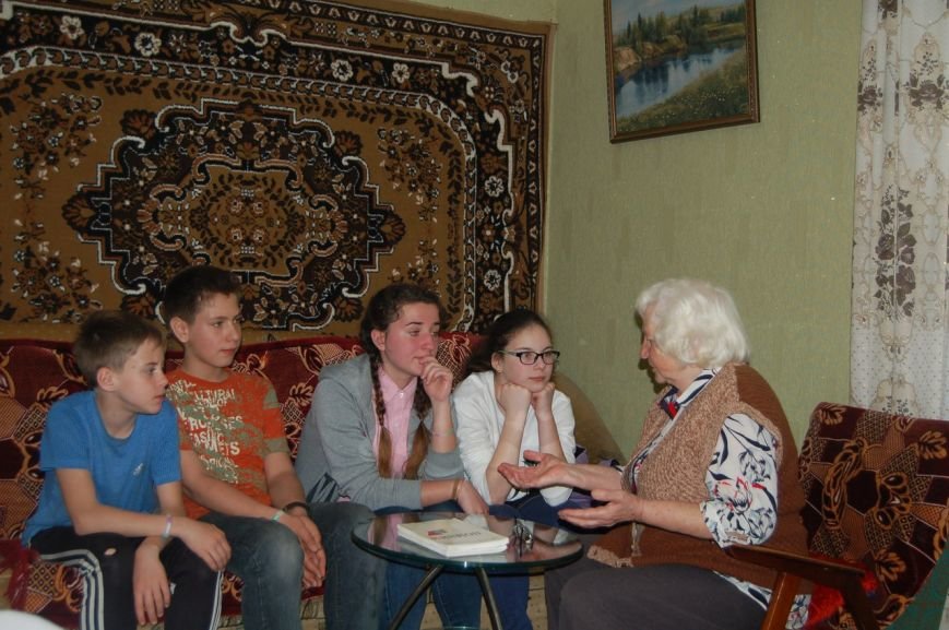 В Ялте отметили памятную дату - День освобождения узников фашистских концлагерей (8) В Ялте отметили памятную дату - День освобождения узников фашистских концлагерей (8)