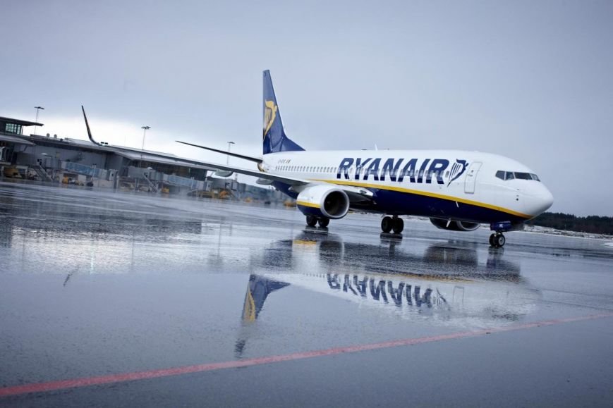 ryanair-aircraft-(3) ryanair-aircraft-(3)