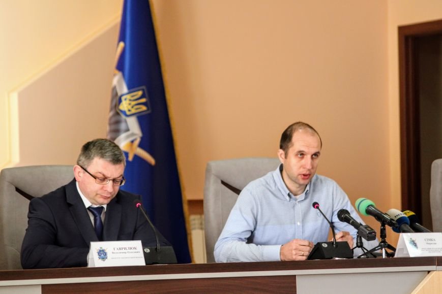 У прокуратурі Закарпаття говорили про «SakuraWine», Іштван..., фото-3 У прокуратурі Закарпаття говорили про «SakuraWine», Іштвана Цапа та аферу з квартирами за участю депутата: фото, фото-3