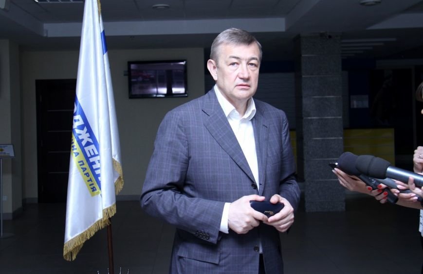Глава Харьковского облсовета потратил за год больше двух ми..., фото-1 Глава Харьковского облсовета потратил за год больше двух миллионов гривен (ФОТО), фото-1