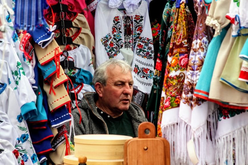 "Сонячний напій" в Ужгороді: ціни, затори та вино (ФОТОРЕП..., фото-18 "Сонячний напій" в Ужгороді: ціни, затори та вино (ФОТОРЕПОРТАЖ), фото-18