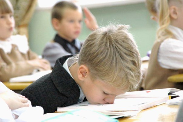 Уроки в школе с 9 утра: что об этом думают родители, учителя и школьники из Новополоцка?, фото-1