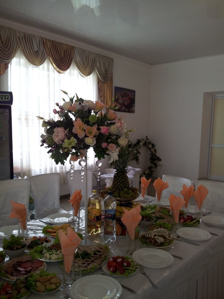 Торты Одесса &ndash; торты на заказ в Одессе Любые торты на заказ, а также пирожные, караваи и десерты в широком ассортименте вы можете заказать при помощи нашего сайта. &hellip; Торты на заказ в Одессе. Изготовление торта наиболее востребованная услуга.