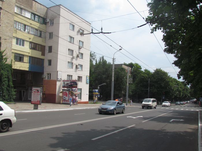 Мариуполь гудит: таксисты провожают в последний путь своего..., фото-7 Мариуполь гудит: таксисты провожают в последний путь своего коллегу (ФОТО), фото-7