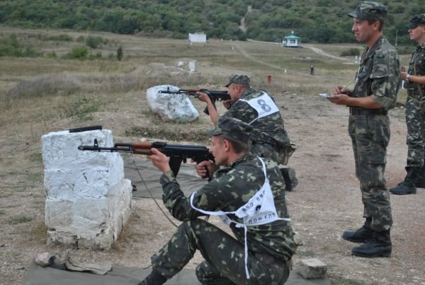 Крымских военных снабдят новейшей техникой (фото), фото-3 Крымских военных снабдят новейшей техникой (фото), фото-3