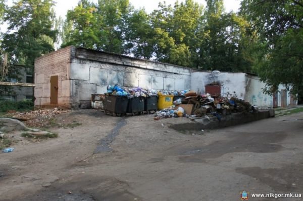 Жителям Николаева приходится жить в мусорных свалках (ФОТО), фото-1 Жителям Николаева приходится жить в мусорных свалках (ФОТО), фото-1