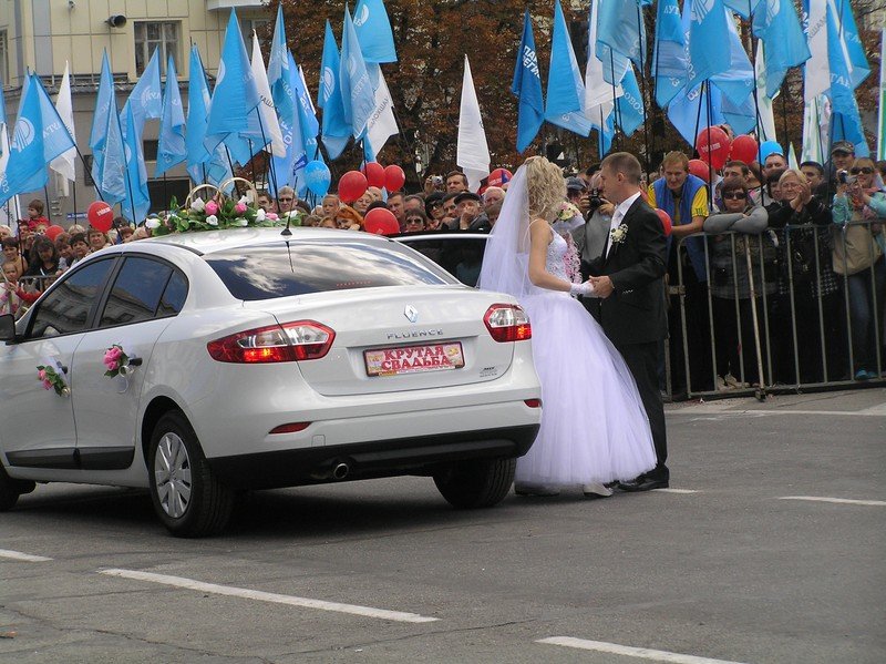 День Луганска-2012: Мясо, зрелища и собаки, фото-6 День Луганска-2012: Мясо, зрелища и собаки, фото-6