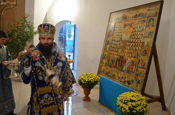 На праздник Покрова в Кривом Роге освятили новый собор (ФОТО), фото-8 На праздник Покрова в Кривом Роге освятили новый собор (ФОТО), фото-8
