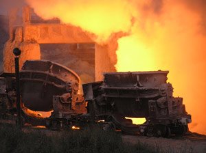 В ковш с горячим шлаком упала неизвестная женщина, фото-1 В ковш с горячим шлаком упала неизвестная женщина, фото-1