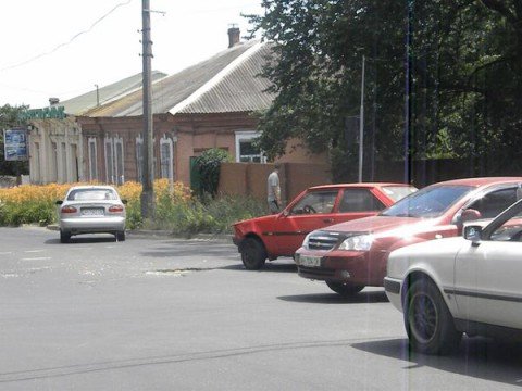 Неработающий светофор стал причиной аварии в старом центре..., фото-1 Неработающий светофор стал причиной аварии в старом центре (ФОТО), фото-1
