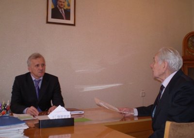 Віктор Серпокрилов провів прийом громадян з особистих питань, фото-1 Віктор Серпокрилов провів прийом громадян з особистих питань, фото-1
