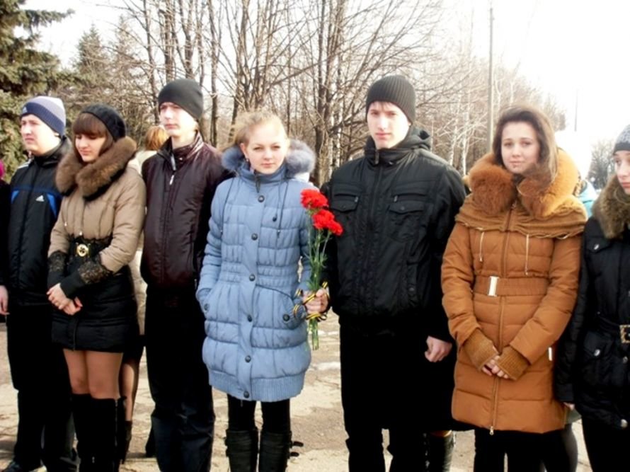 Енакиевцы почтили память воинов-интернационалистов фото1 Енакиевцы почтили память воинов-интернационалистов фото1