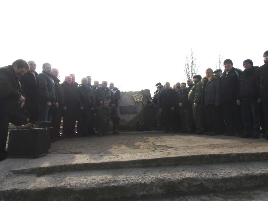 Енакиевцы почтили память воинов-интернационалистов фото 3 Енакиевцы почтили память воинов-интернационалистов фото 3