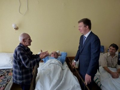 Андрій Ніколаєнко проінспектував роботу обласного госпіталю..., фото-1 Андрій Ніколаєнко проінспектував роботу обласного госпіталю для інвалідів Великої Вітчизняної війни, фото-1
