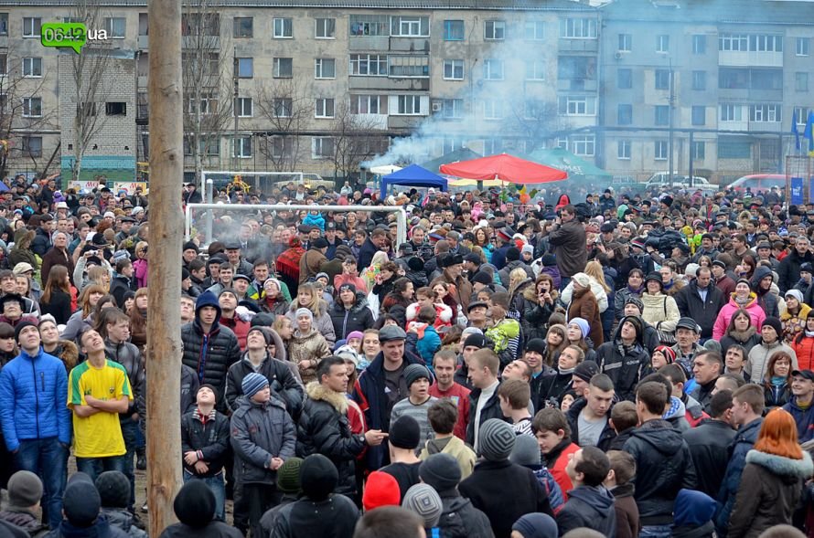 В Станице Луганской отгуляли Масленицу (ФОТО), фото-1 В Станице Луганской отгуляли Масленицу (ФОТО), фото-1