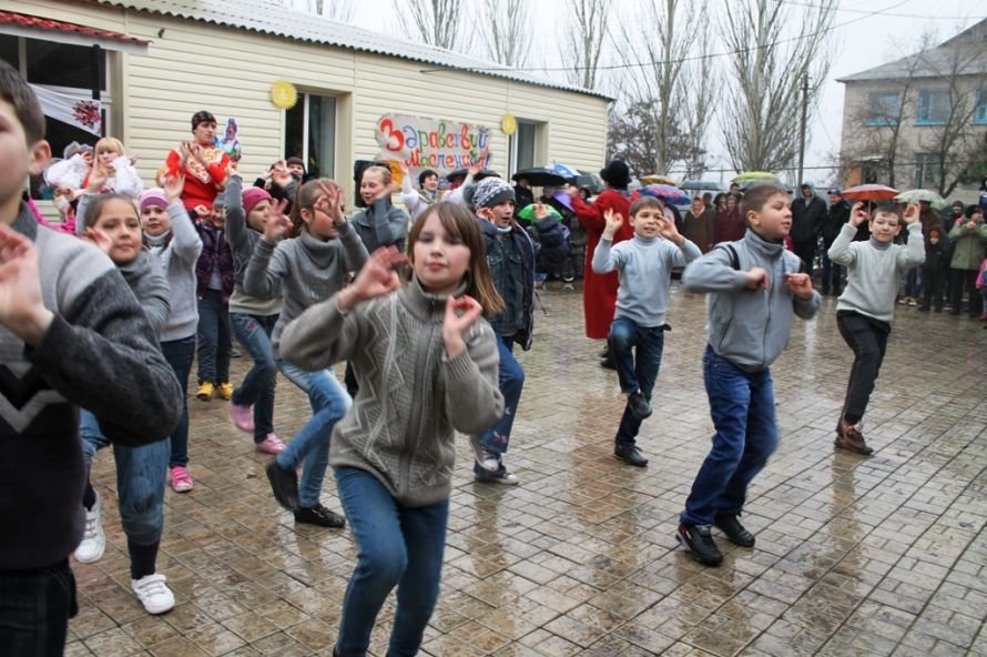 В одном из сел Артемовского района устроили флешмоб Gangna..., фото-4 В одном из сел Артемовского района устроили флешмоб Gangnam Style (ФОТОРЕПОРТАЖ), фото-4