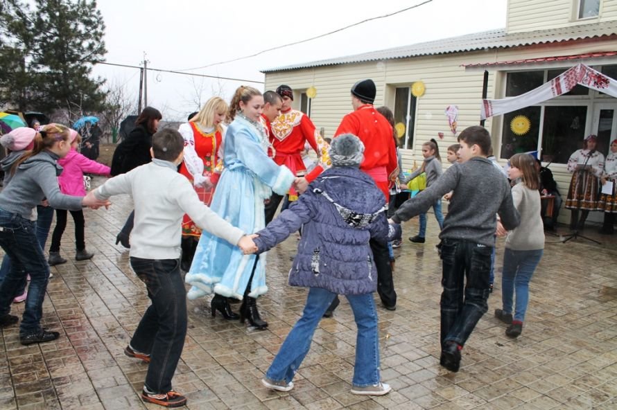 В одном из сел Артемовского района устроили флешмоб Gangna..., фото-3 В одном из сел Артемовского района устроили флешмоб Gangnam Style (ФОТОРЕПОРТАЖ), фото-3