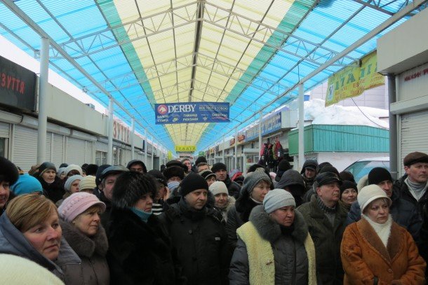 Підприємці «Варшавки» на чолі з депутатами готуються до міт..., фото-1 Підприємці «Варшавки» на чолі з депутатами готуються до мітингу (ВІДЕО, ФОТО), фото-1
