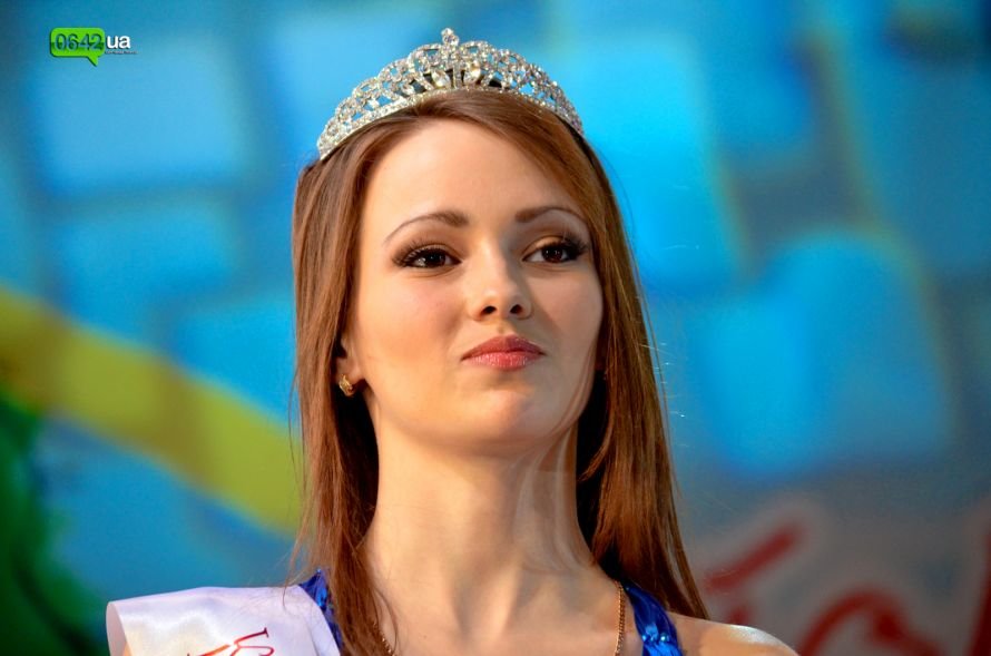 В Луганском ВУЗе выбрали «Красавицу факультета 2013» (ФОТО), фото-6 В Луганском ВУЗе выбрали «Красавицу факультета 2013» (ФОТО), фото-6