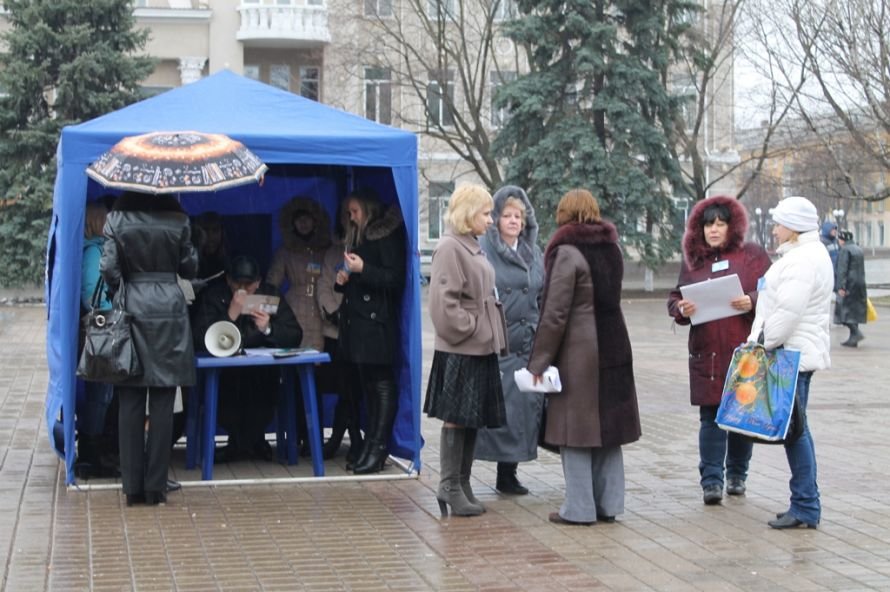 В Артемовске День борьбы с туберкулезом отметили информаци..., фото-2 В Артемовске День борьбы с туберкулезом отметили информационной акцией, фото-2